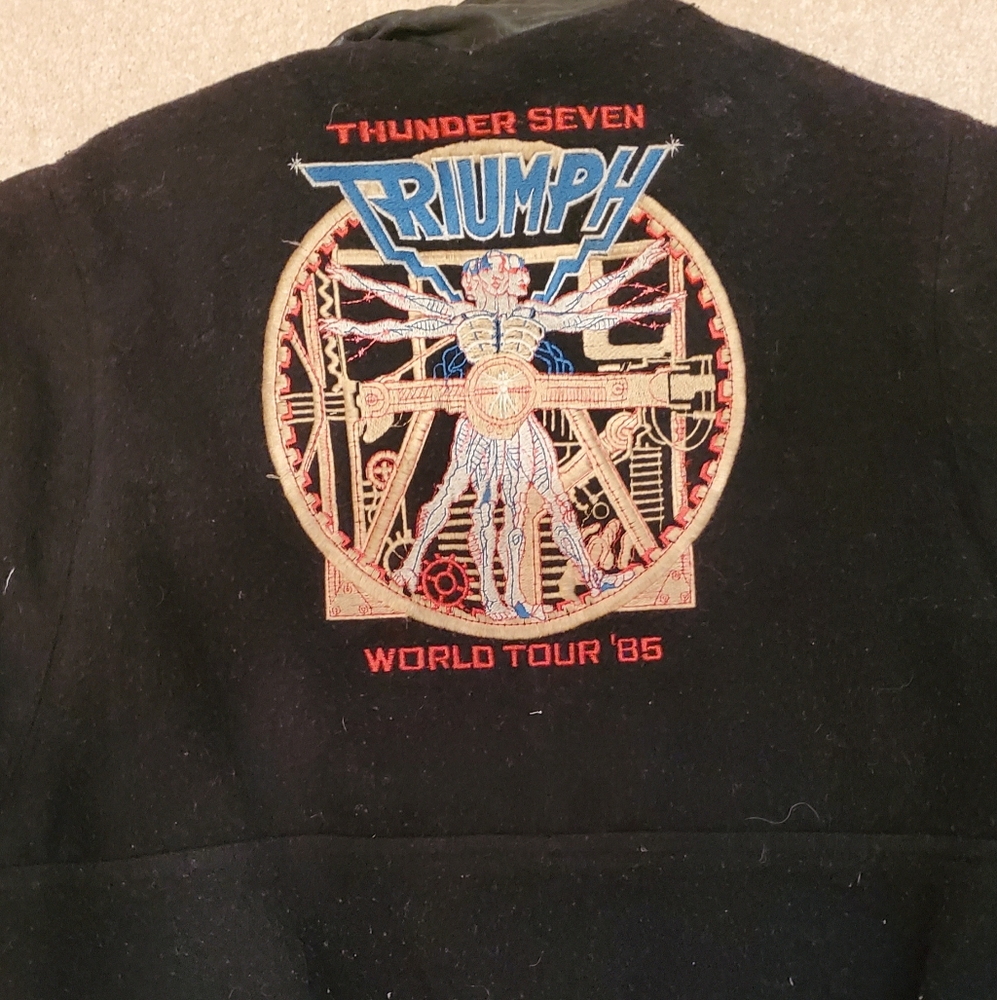 Vintage Triumph World Tour '85 Unisex bomber jacket